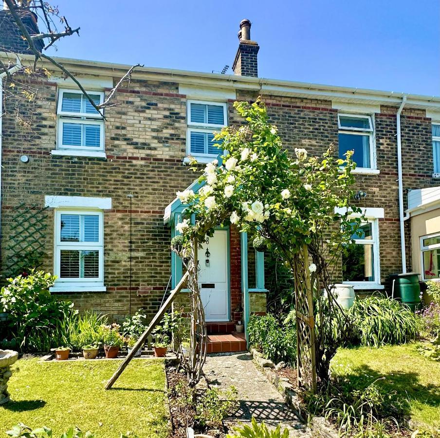 Garden Cottage - 3 Bedroom Close To Town And Beach Bournemouth Luaran gambar