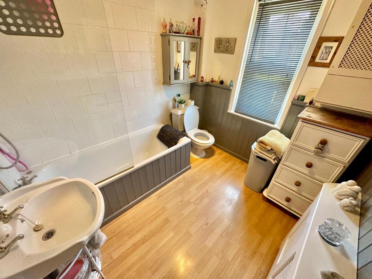 Garden Cottage - 3 Bedroom Close To Town And Beach Bournemouth Luaran gambar