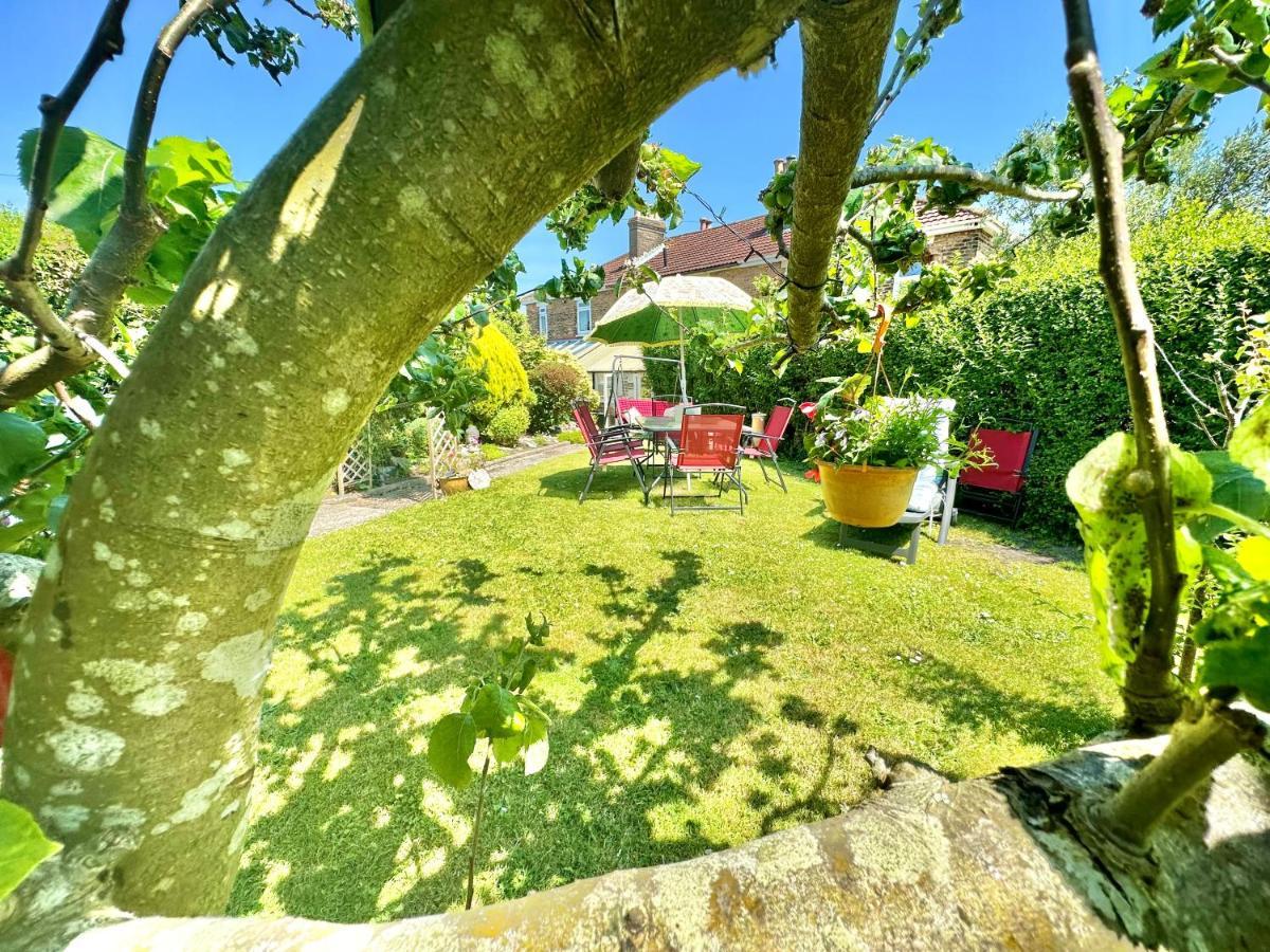 Garden Cottage - 3 Bedroom Close To Town And Beach Bournemouth Luaran gambar