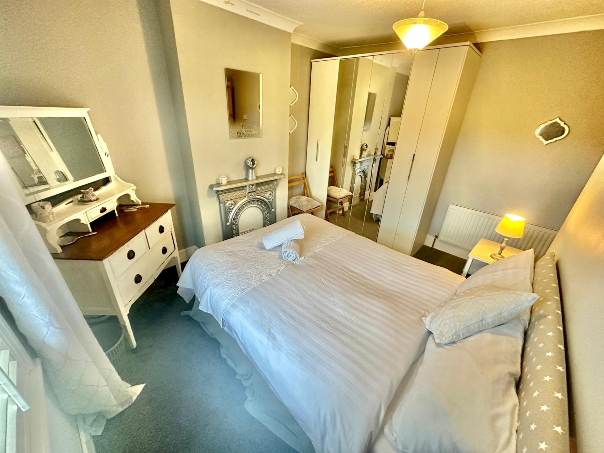 Garden Cottage - 3 Bedroom Close To Town And Beach Bournemouth Luaran gambar